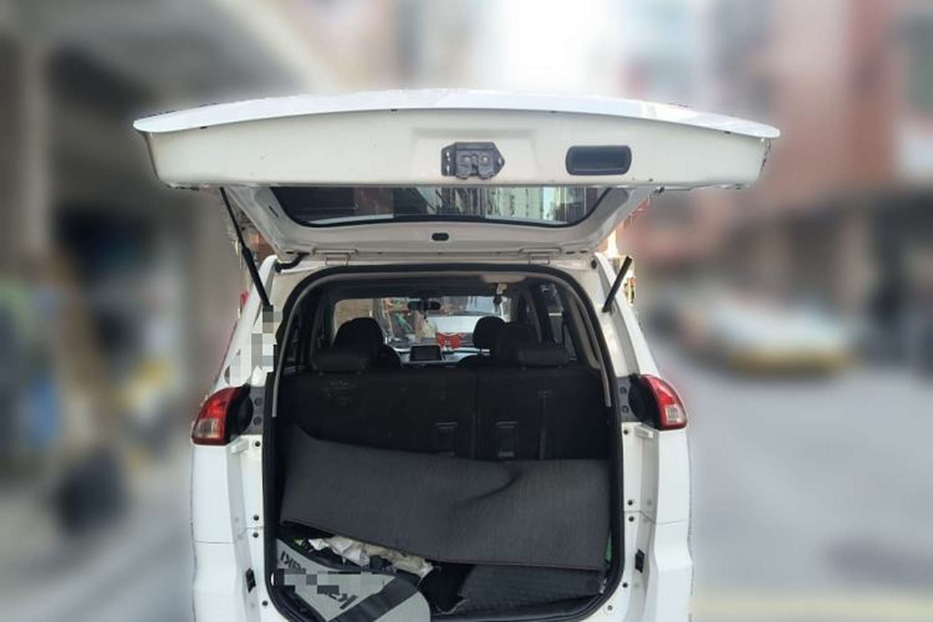 Used Dongfeng Fengon 330 2018 1.5L 330S Premium Edition China V DK15 Trunk
