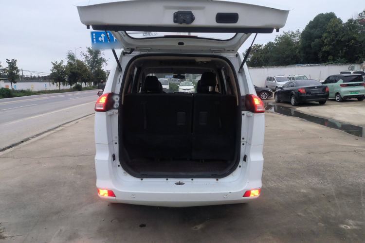 Used Dongfeng Fengon 330 2018 1.5L 330S Comfort Edition DK15 Trunk