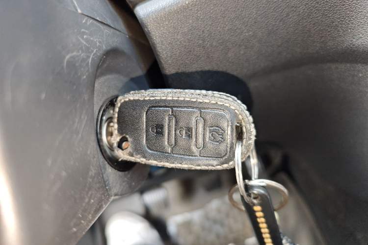 Used Dongfeng Fengon 330 2018 1.5L 330S Premium Edition DK15 Vehicle Key