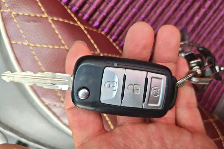 Used Dongfeng Fengon 330 2018 1.5L 330S Comfort Edition China V Standard DK15 Vehicle Key