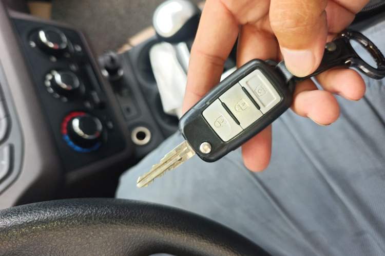 Used Dongfeng Fengon 330 2018 1.5L 330S Facelifted Comfort Version DK15 Vehicle Key