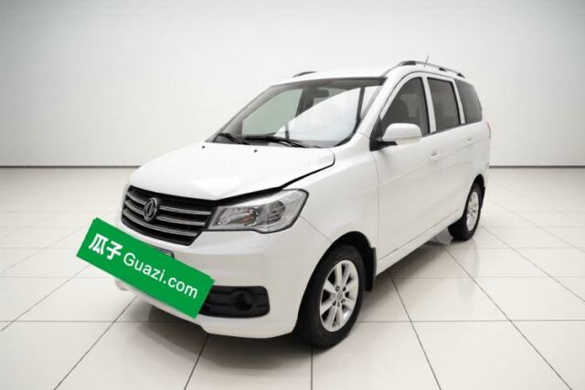 Dongfeng Fengon 330 2018 1.5L 330S Comfort Edition China V Standard DK15 usado