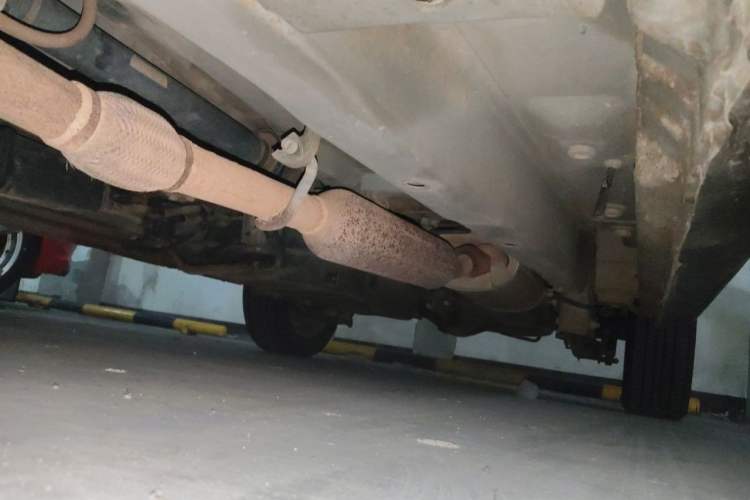 Used Dongfeng Fengon 330 2019 1.5L Manual Practical II China VI Chassis Front Left