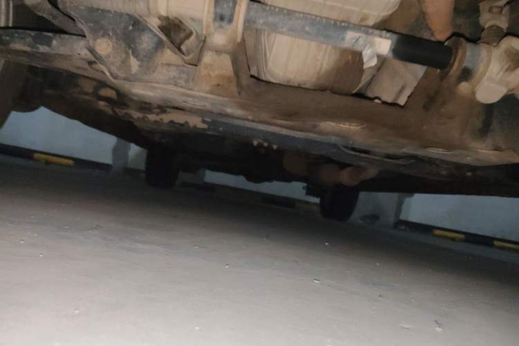 Used Dongfeng Fengon 330 2019 1.5L Manual Practical II China VI Chassis Front