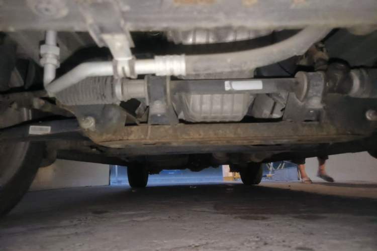 Used Dongfeng Fengon 330 2019 1.5L 330S Manual Luxury Van China VI Standard Chassis Front