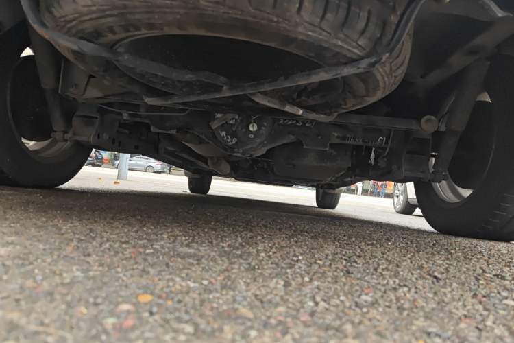 Used Dongfeng Fengon 330 2019 1.5L 330S Manual Comfort Version China VI Standard Chassis Rear