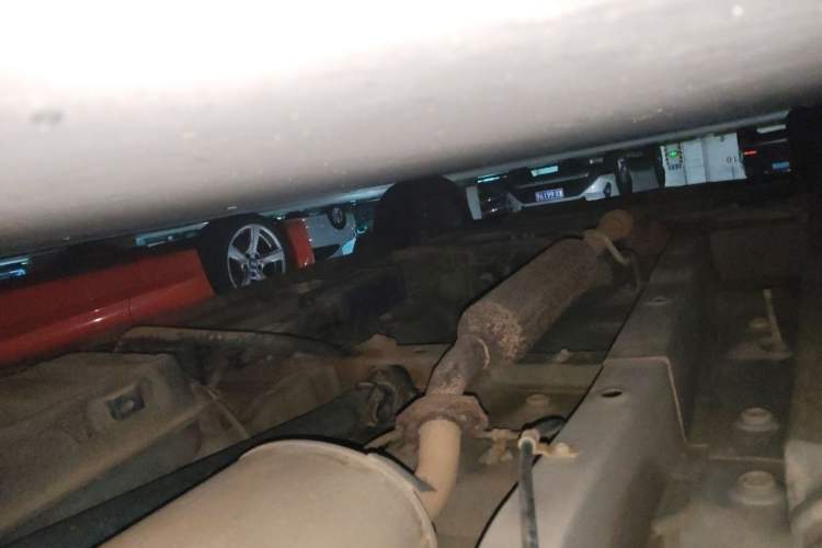 Used Dongfeng Fengon 330 2019 1.5L Manual Practical II China VI Chassis Rear Left