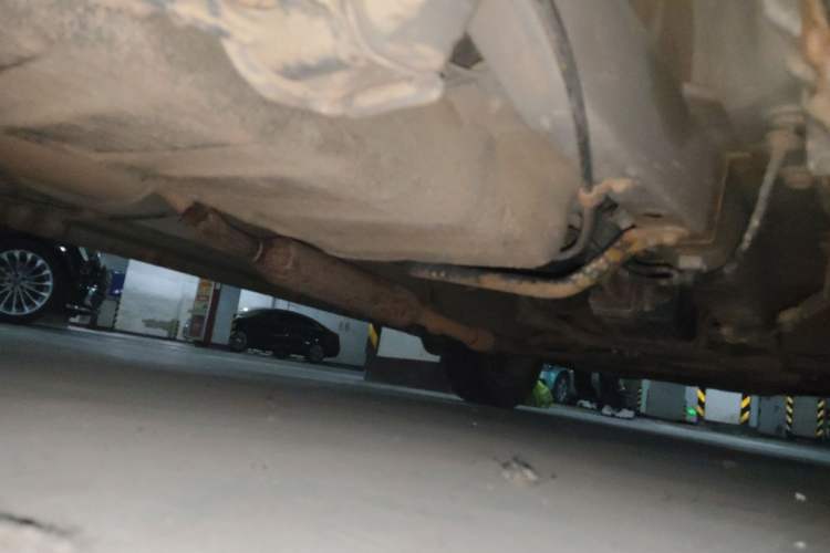 Used Dongfeng Fengon 330 2019 1.5L Manual Practical II China VI Chassis Rear Right