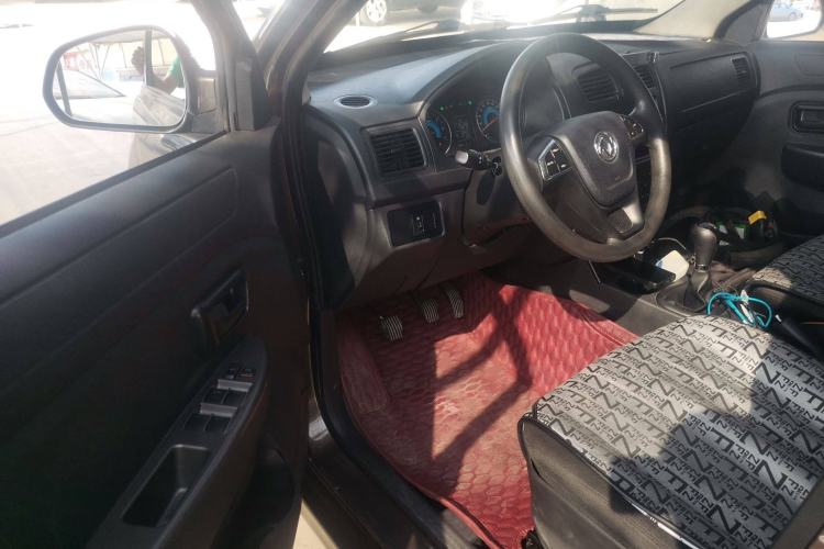 Used Dongfeng Fengon 330 2019 1.5L Manual Practical II China VI Driver Seat