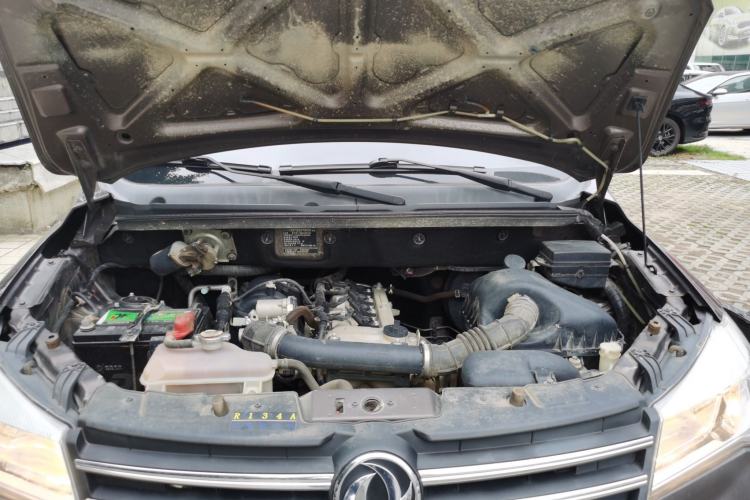 Used Dongfeng Fengon 330 2019 1.5L 330S Manual Comfort Version China VI Standard Engine Bay