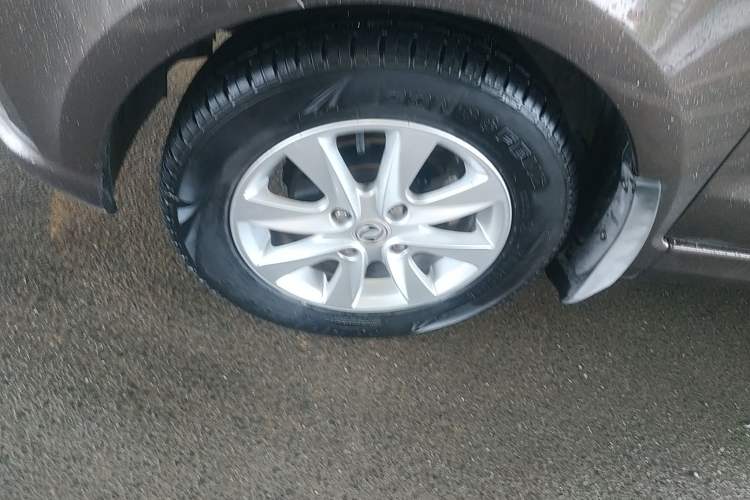 Used Dongfeng Fengon 330 2019 1.5L 330S Manual Comfort Version China VI Standard Exterior 7