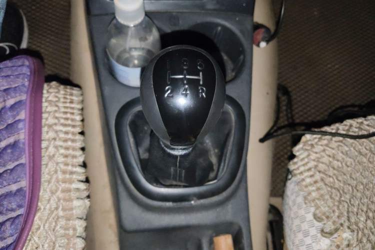Used Dongfeng Fengon 330 2019 1.5L Manual Practical II China VI Gear Lever