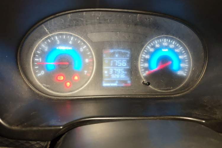 Used Dongfeng Fengon 330 2019 1.5L 330S Manual Comfort Version China VI Standard Instrument Cluster