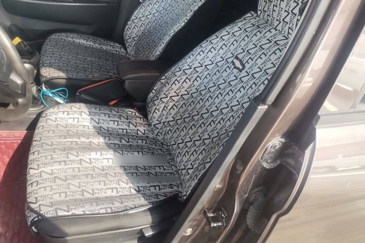 Used Dongfeng Fengon 330 2019 1.5L Manual Practical II China VI Left Front Seat