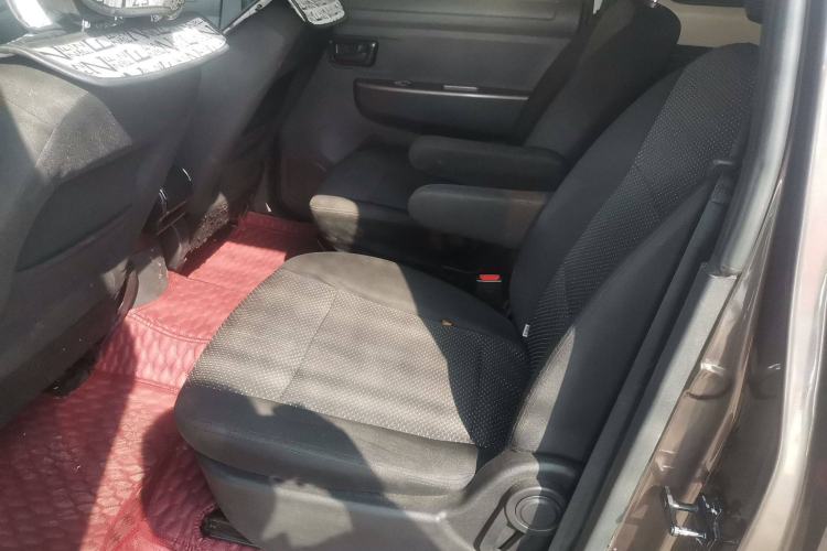 Used Dongfeng Fengon 330 2019 1.5L Manual Practical II China VI Left Rear Seat
