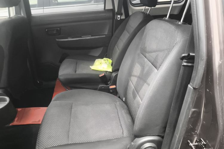 Used Dongfeng Fengon 330 2019 1.5L Manual Utility Grade I China VI Left Rear Seat
