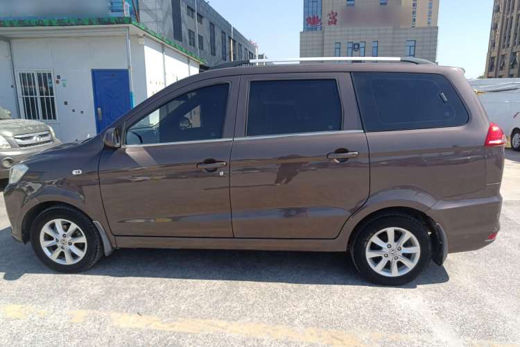 Used Dongfeng Fengon 330 2019 1.5L 330S Manual Comfort Version China VI Standard Left Side