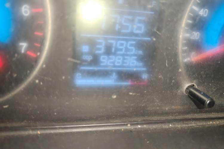 Used Dongfeng Fengon 330 2019 1.5L 330S Manual Comfort Version China VI Standard Odometer Close Up