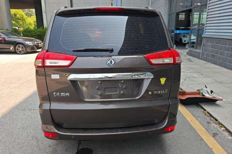Used Dongfeng Fengon 330 2019 1.5L 330S Manual Comfort Version China VI Standard Rear