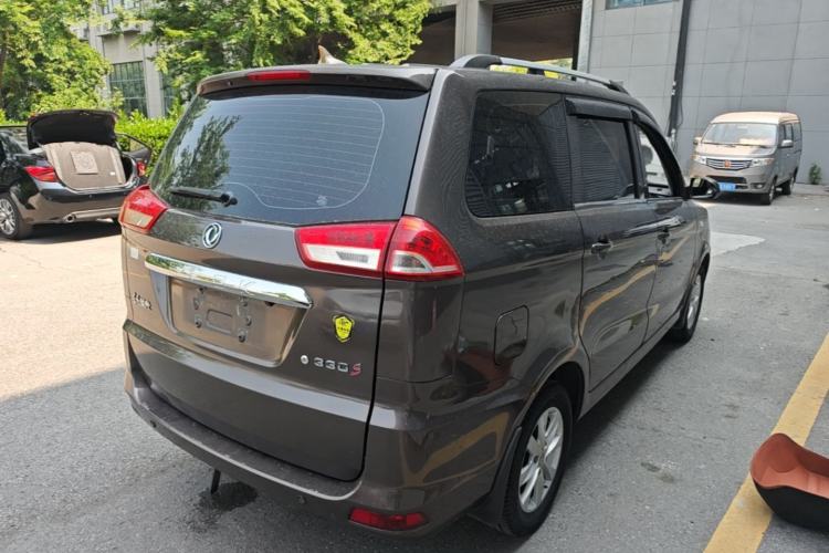 Used Dongfeng Fengon 330 2019 1.5L 330S Manual Comfort Version China VI Standard Rear Right 45 Deg