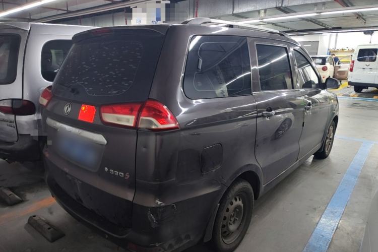 Used Dongfeng Fengon 330 2019 1.5L 330S Manual Comfort Version China VI Standard Rear Right 45 Deg