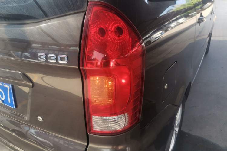 Used Dongfeng Fengon 330 2019 1.5L Manual Practical II China VI Right Rear Taillight