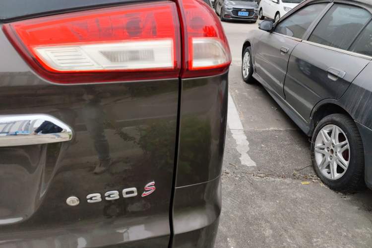 Used Dongfeng Fengon 330 2019 1.5L 330S Manual Comfort Version China VI Standard Right Rear Taillight