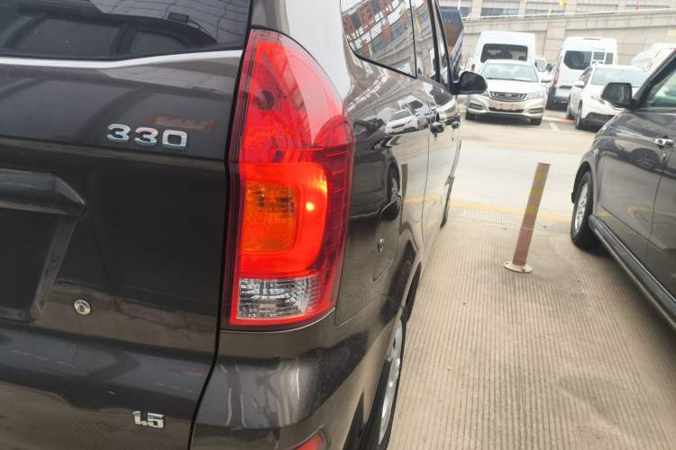 Used Dongfeng Fengon 330 2019 1.5L Manual Utility Grade I China VI Right Rear Taillight