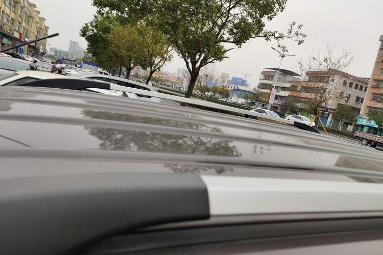 Used Dongfeng Fengon 330 2019 1.5L 330S Manual Comfort Version China VI Standard Roof