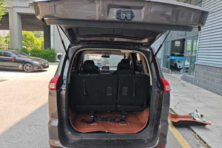 Used Dongfeng Fengon 330 2019 1.5L 330S Manual Comfort Version China VI Standard Trunk