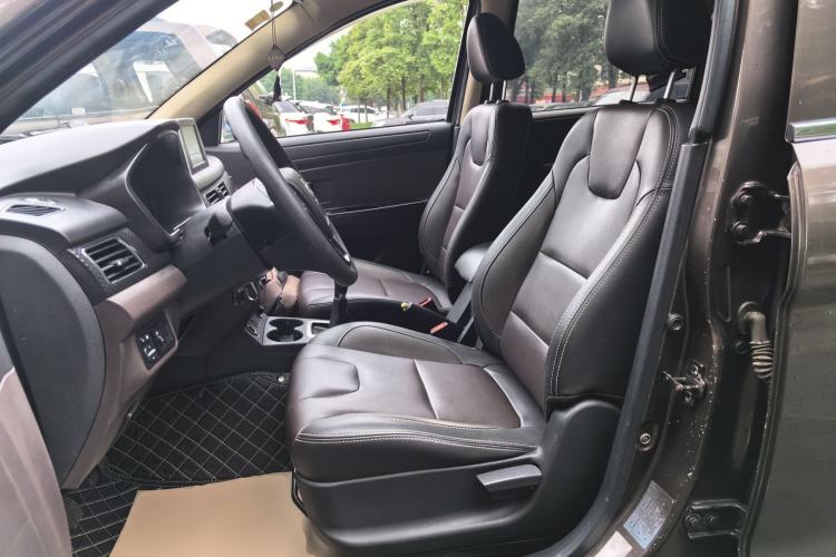 Used Dongfeng Fengon 330 2019 1.5L 330S Manual Comfort Version China VI Standard Left Front Seat