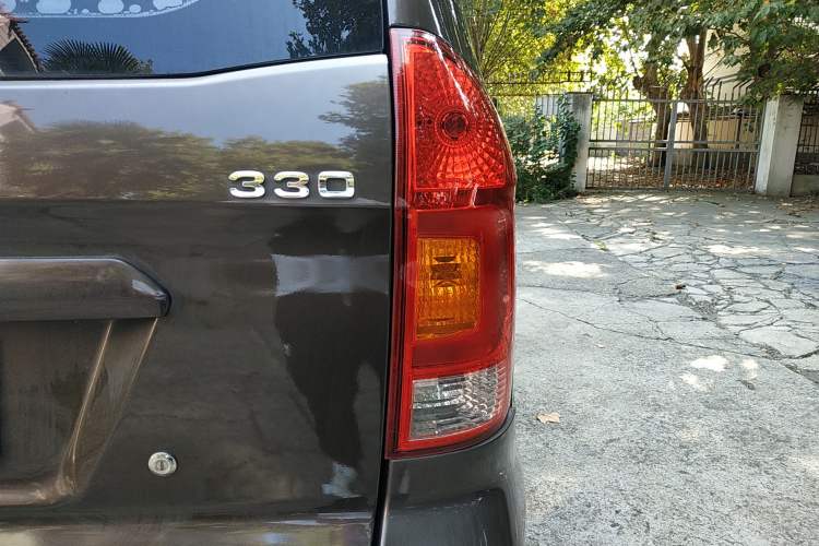 Used Dongfeng Fengon 330 2019 1.5L Manual Practical II China VI Right Rear Taillight