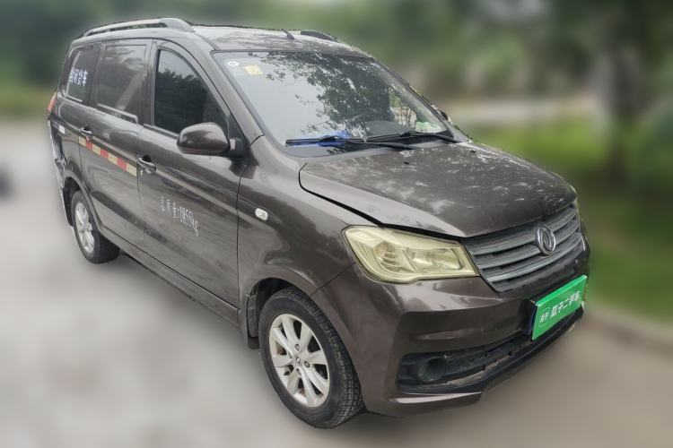 Used Dongfeng Fengon 330 2019 1.5L 330S Manual Luxury Van China VI Standard Front Right 45 Deg