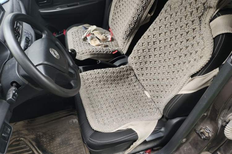 Used Dongfeng Fengon 330 2019 1.5L 330S Manual Luxury Van China VI Standard Left Front Seat