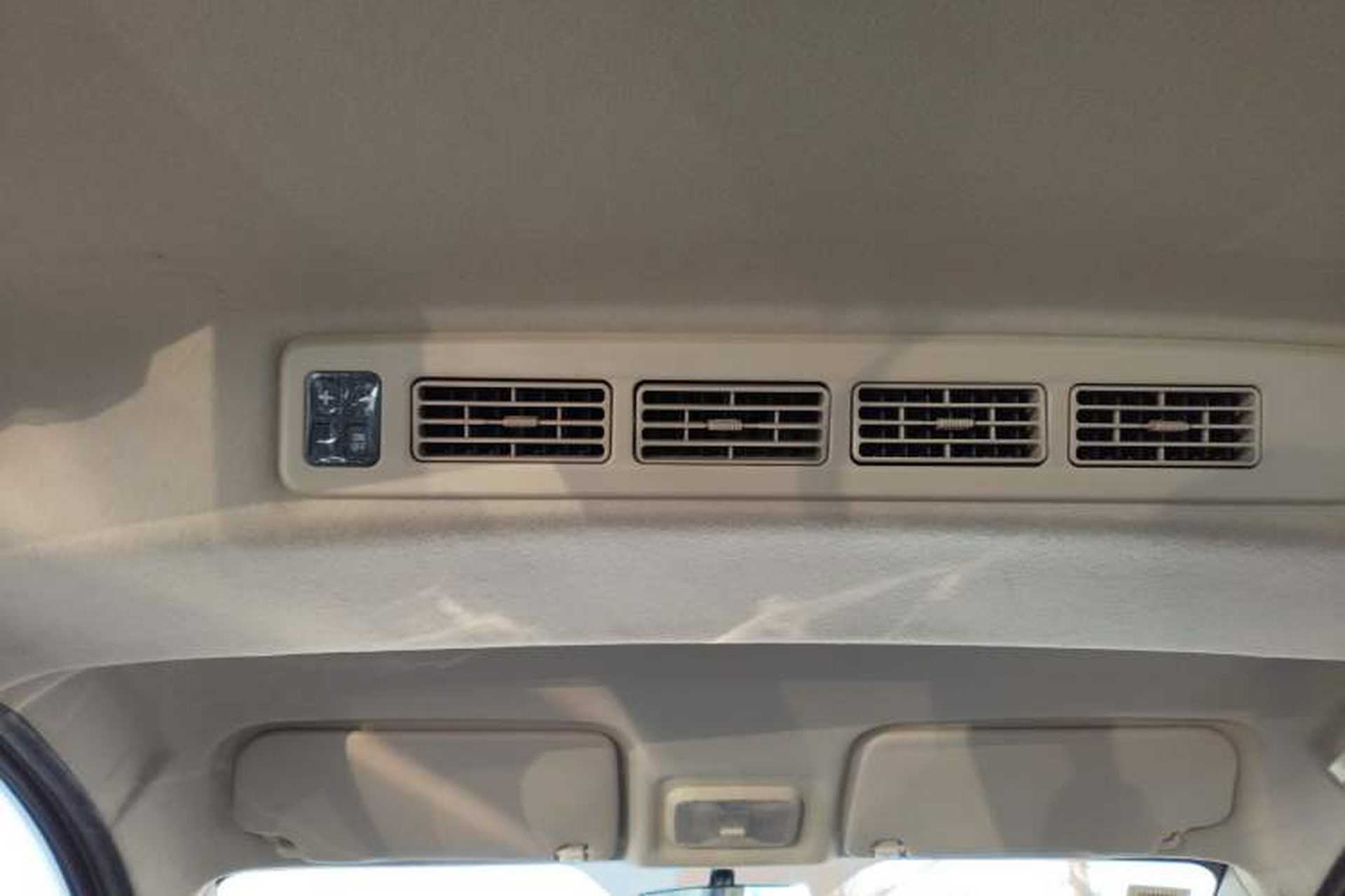 Used Dongfeng Fengon 330 2019 1.5L 330S Manual Comfort Version China VI Standard Headliner