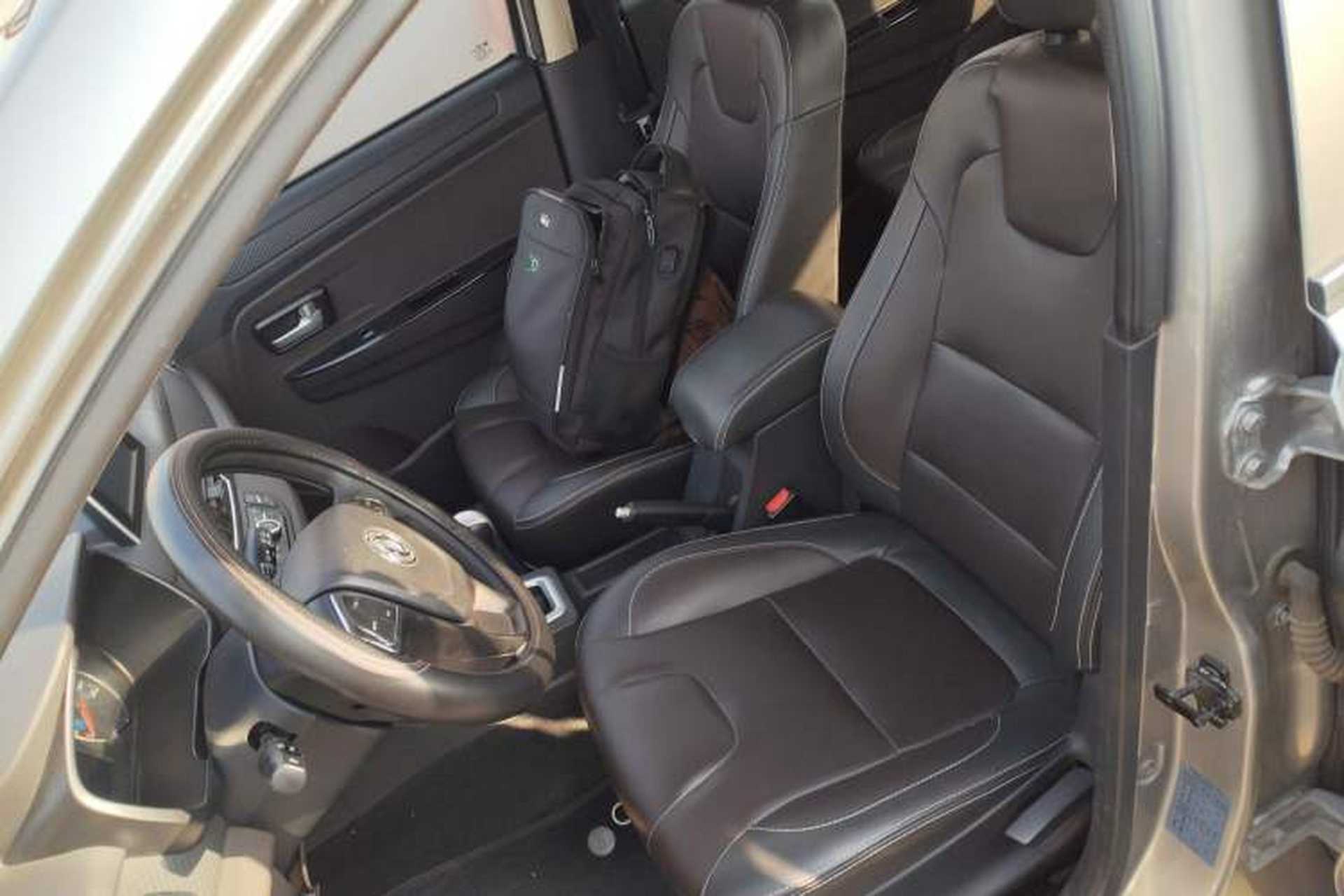 Used Dongfeng Fengon 330 2019 1.5L 330S Manual Comfort Version China VI Standard Left Front Seat