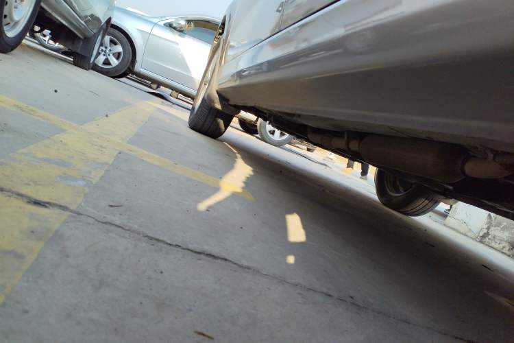 Used Dongfeng Fengon 330 2019 1.5L 330S Manual Comfort Version China VI Standard Left Side Sill