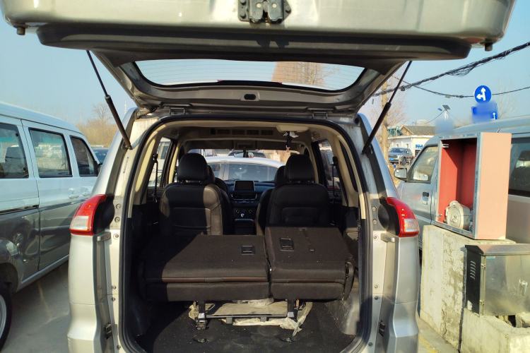 Used Dongfeng Fengon 330 2019 1.5L 330S Manual Comfort Version China VI Standard Trunk