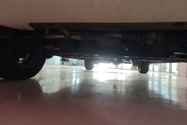Used Dongfeng Fengon 330 2019 1.5L 330S Manual Comfort Version China VI Standard Chassis Front
