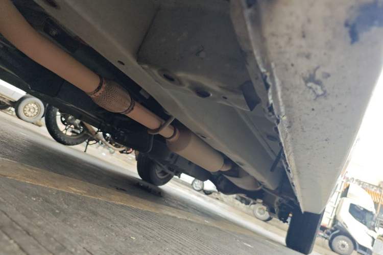 Used Dongfeng Fengon 330 2019 1.5L Manual Practical II China VI Chassis Front Left