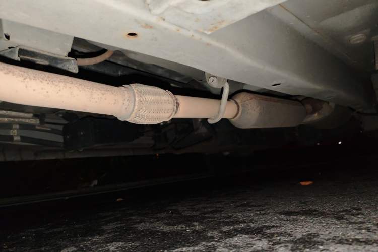 Used Dongfeng Fengon 330 2019 1.5L Manual Practical II China VI Chassis Front Left
