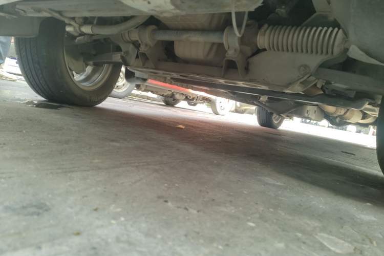 Used Dongfeng Fengon 330 2019 1.5L 330S Manual Comfort Version China VI Standard Chassis Front Left