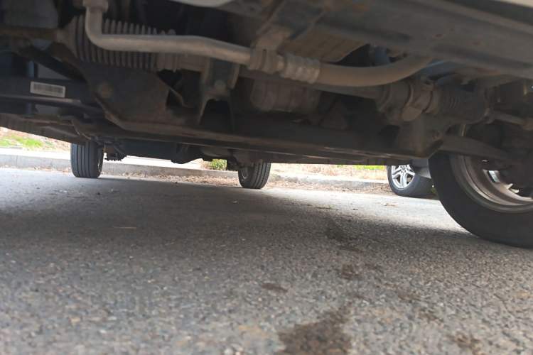 Used Dongfeng Fengon 330 2019 1.5L Manual Practical II China VI Chassis Front