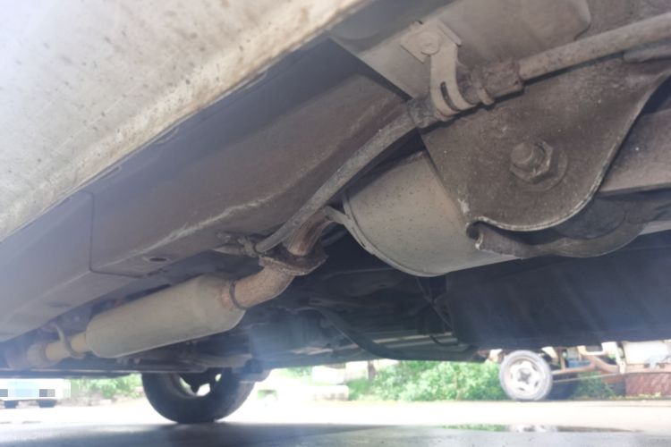 Used Dongfeng Fengon 330 2019 1.5L Manual Practical II China VI Chassis Rear Left