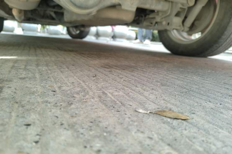 Used Dongfeng Fengon 330 2019 1.5L 330S Manual Comfort Version China VI Standard Chassis Rear Left