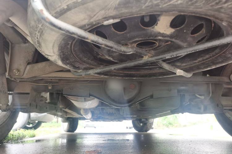 Used Dongfeng Fengon 330 2019 1.5L Manual Practical II China VI Chassis Rear