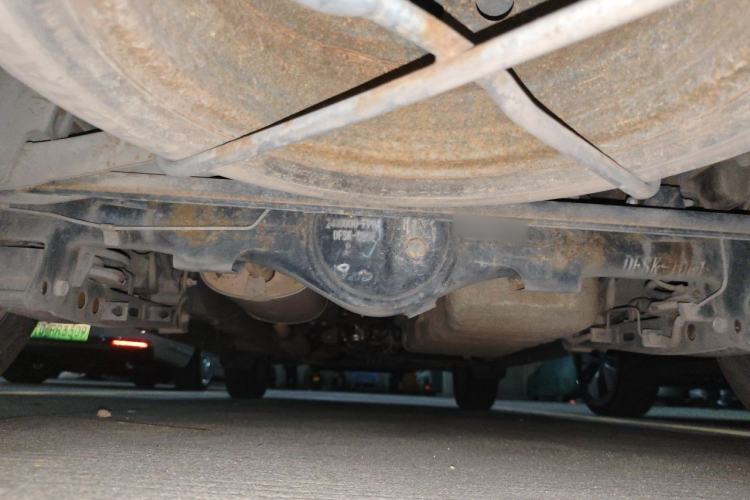Used Dongfeng Fengon 330 2019 1.5L 330S Manual Comfort Version China VI Standard Chassis Rear