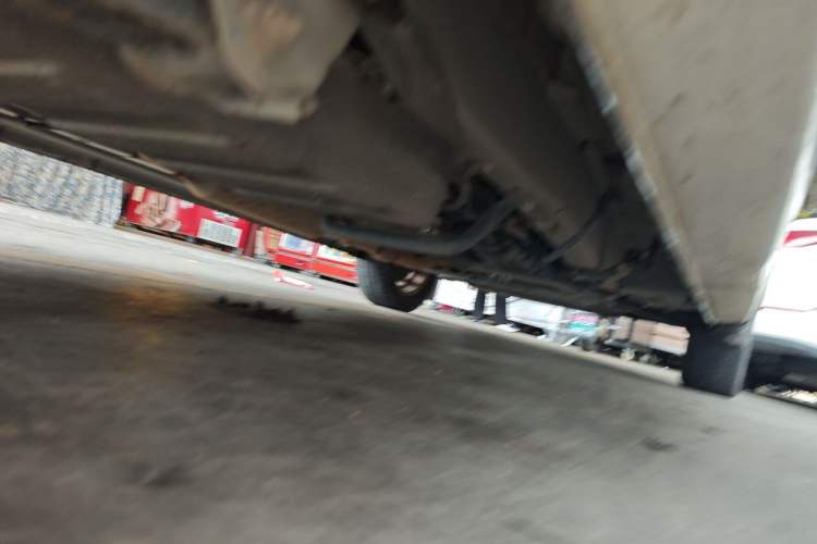 Used Dongfeng Fengon 330 2019 1.5L Manual Practical II China VI Chassis Rear Right