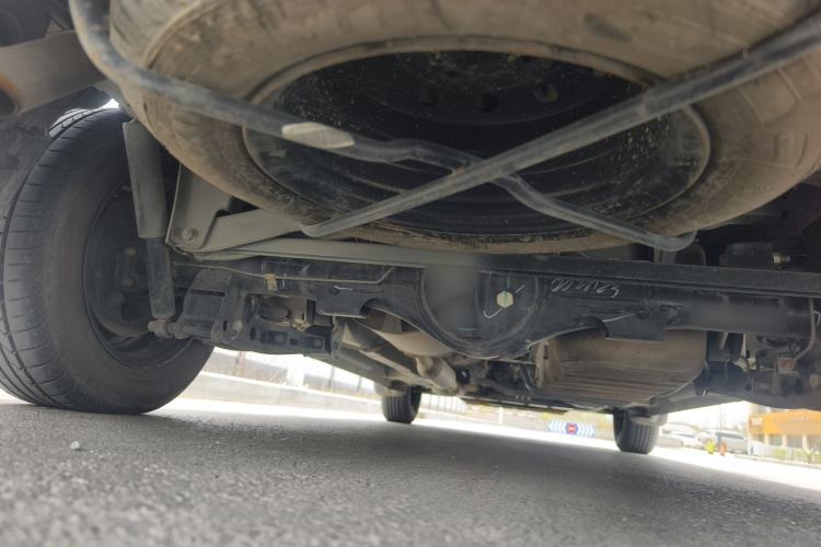 Used Dongfeng Fengon 330 2019 1.5L Manual Utility Grade I China VI Chassis Rear