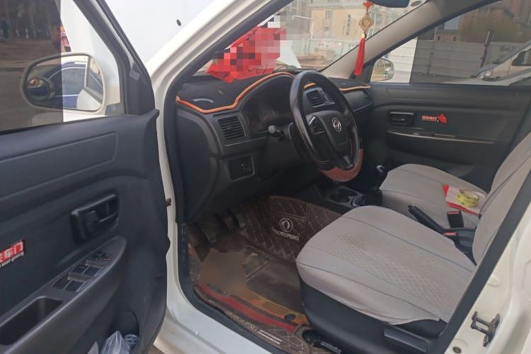 Used Dongfeng Fengon 330 2019 1.5L Manual Practical II China VI Driver Seat